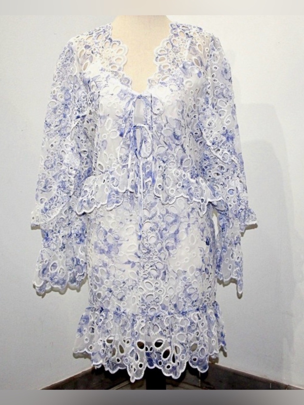 House of Harlow 1960 dress eyelet NWT Size Small